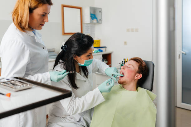 Best Pediatric Emergency Dentist in Greentown, IN
